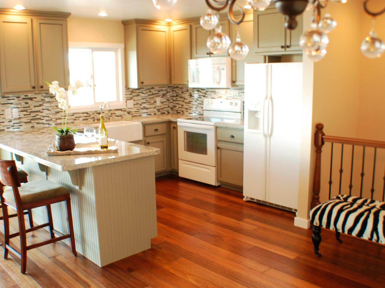 Remodel cabinets inexpensive budget hgtv Remodel cabinets inexpensive budget hgtv